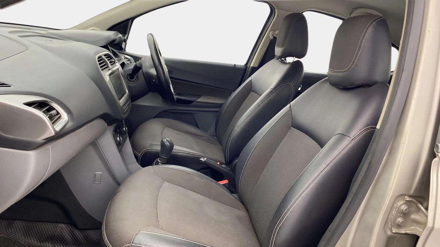2018 Tata TIGOR XZ PLUS PETROL, Petrol, Manual, 94,833 km, Right Side Front Door Cabin