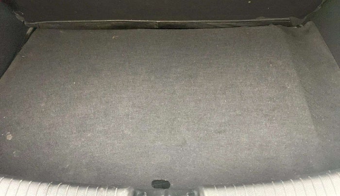 2019 Hyundai Grand i10 ASTA 1.2 KAPPA VTVT, Petrol, Manual, 56,006 km, Boot Inside