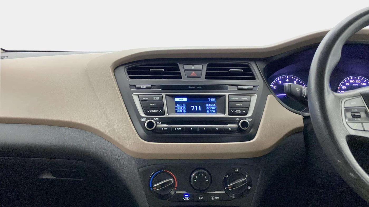 2017 Hyundai Elite i20 SPORTZ 1.2, Petrol, Manual, 70,920 km, Air Conditioner
