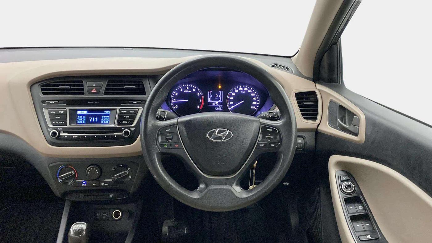 2017 Hyundai Elite i20 SPORTZ 1.2, Petrol, Manual, 70,920 km, Steering Wheel Close Up