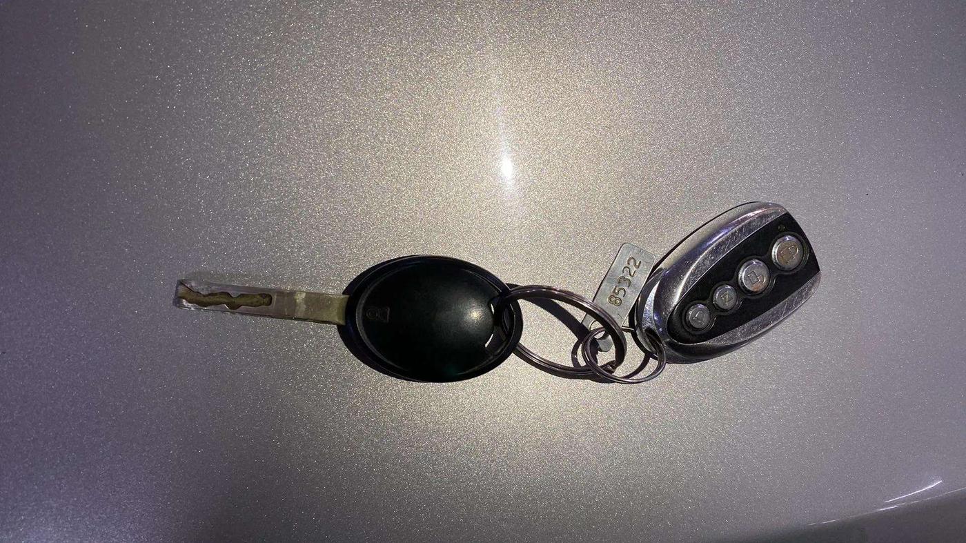 2020 Tata Tiago XE PETROL, Petrol, Manual, 28,683 km, Key Close Up