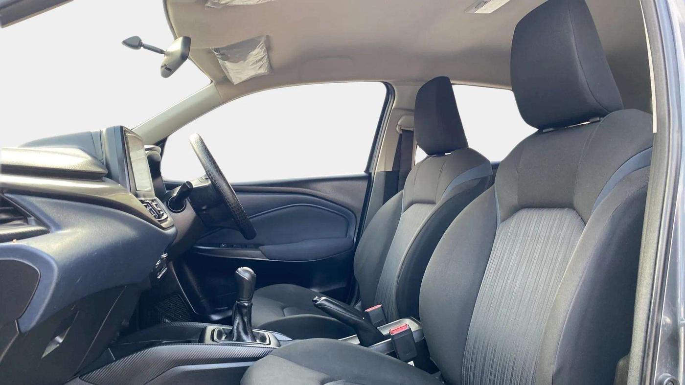 2023 Maruti Baleno SIGMA PETROL 1.2, Petrol, Manual, 33,148 km, Right Side Front Door Cabin