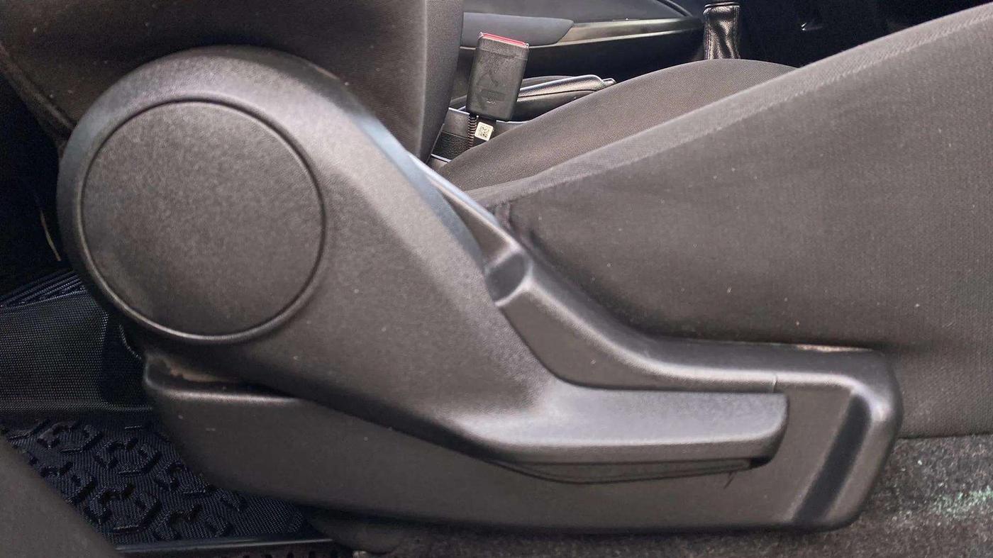 2023 Maruti Baleno SIGMA PETROL 1.2, Petrol, Manual, 33,148 km, Driver Side Adjustment Panel