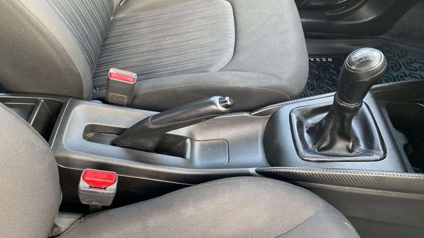 2023 Maruti Baleno SIGMA PETROL 1.2, Petrol, Manual, 33,148 km, Gear Lever