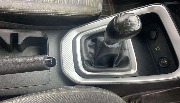 2020 KIA SONET HTK PLUS 1.0 IMT, Petrol, Manual, 61,973 km, Gear Lever