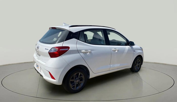 2021 Hyundai GRAND I10 NIOS SPORTZ AMT 1.2 KAPPA VTVT, Petrol, Automatic, 12,223 km, Right Back Diagonal