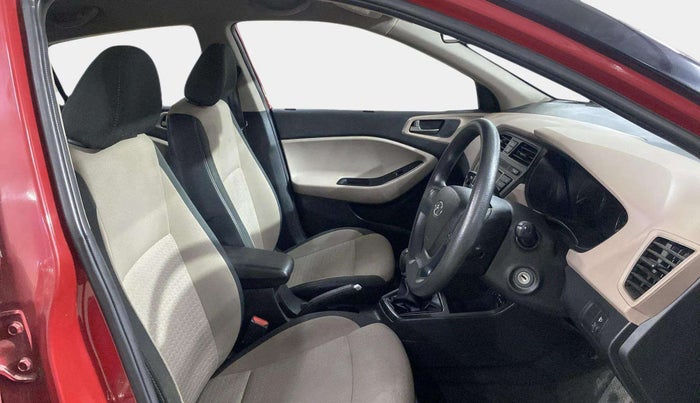 2017 Hyundai Elite i20 MAGNA EXECUTIVE 1.2, Petrol, Manual, 58,382 km, Right Side Front Door Cabin