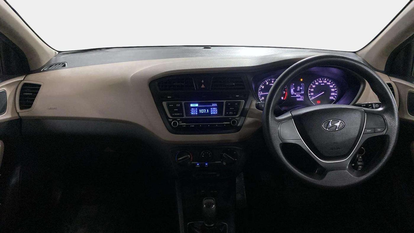 2017 Hyundai Elite i20 MAGNA EXECUTIVE 1.2, Petrol, Manual, 58,382 km, Dashboard