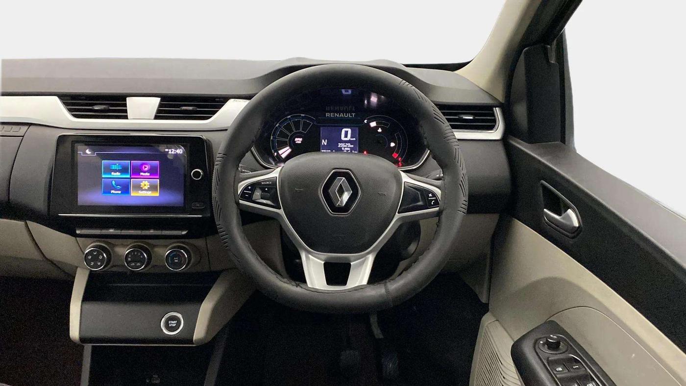 2021 Renault TRIBER RXZ AMT, Petrol, Automatic, 40,004 km, Steering Wheel Close Up