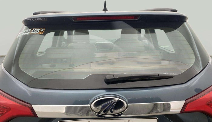 2020 Mahindra XUV300 W8 1.2 PETROL, Petrol, Manual, 72,822 km, Rear Windshield