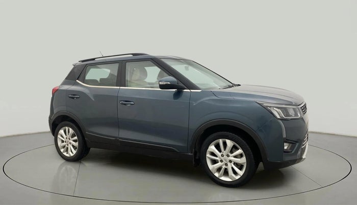 2020 Mahindra XUV300 W8 1.2 PETROL, Petrol, Manual, 72,822 km, Right Front Diagonal