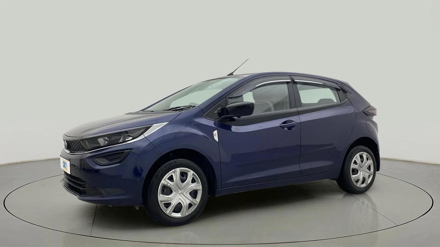 2023 Tata ALTROZ XM PLUS CNG, CNG, Manual, 18,498 km, Left Front Diagonal