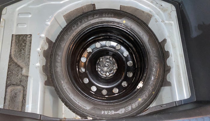 2023 Skoda KUSHAQ STYLE 1.0L TSI MT, Petrol, Manual, 19,696 km, Spare Tyre