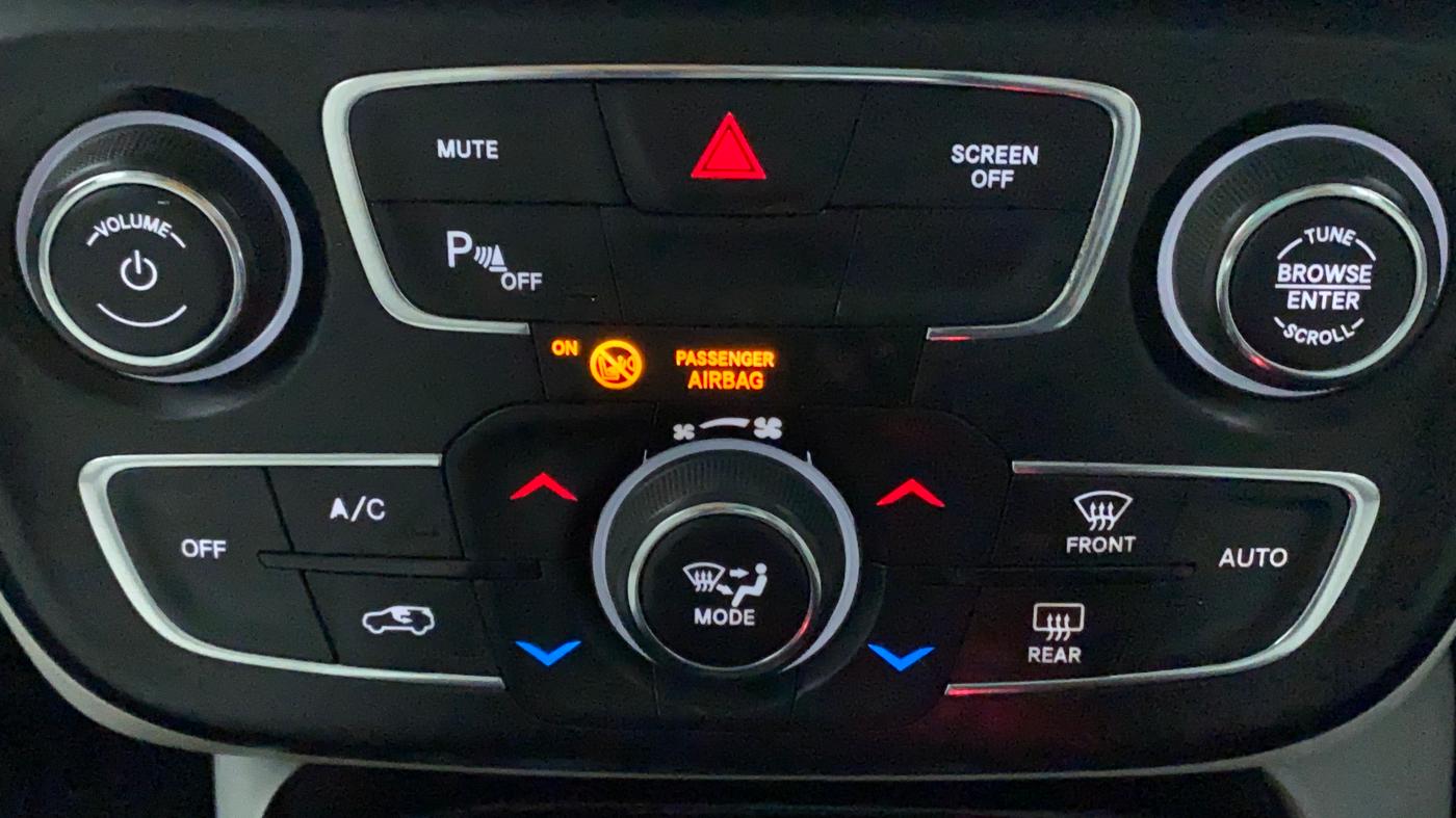 2018 Jeep Compass LIMITED O 1.4 AT, Petrol, Automatic, 75,789 km, Automatic Climate Control