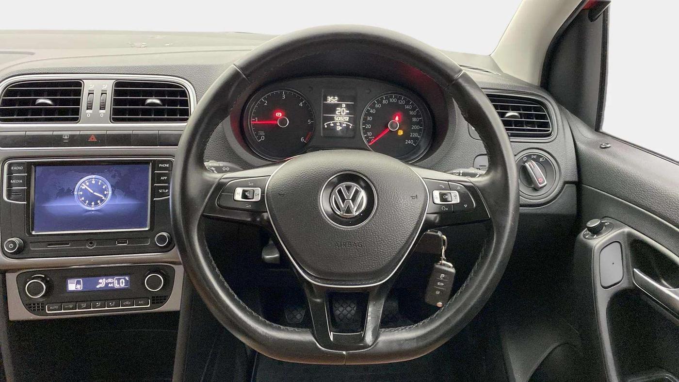 2019 Volkswagen Polo HIGHLINE PLUS 1.5 16 ALLOY, Diesel, Manual, 23,999 km, Steering Wheel Close Up