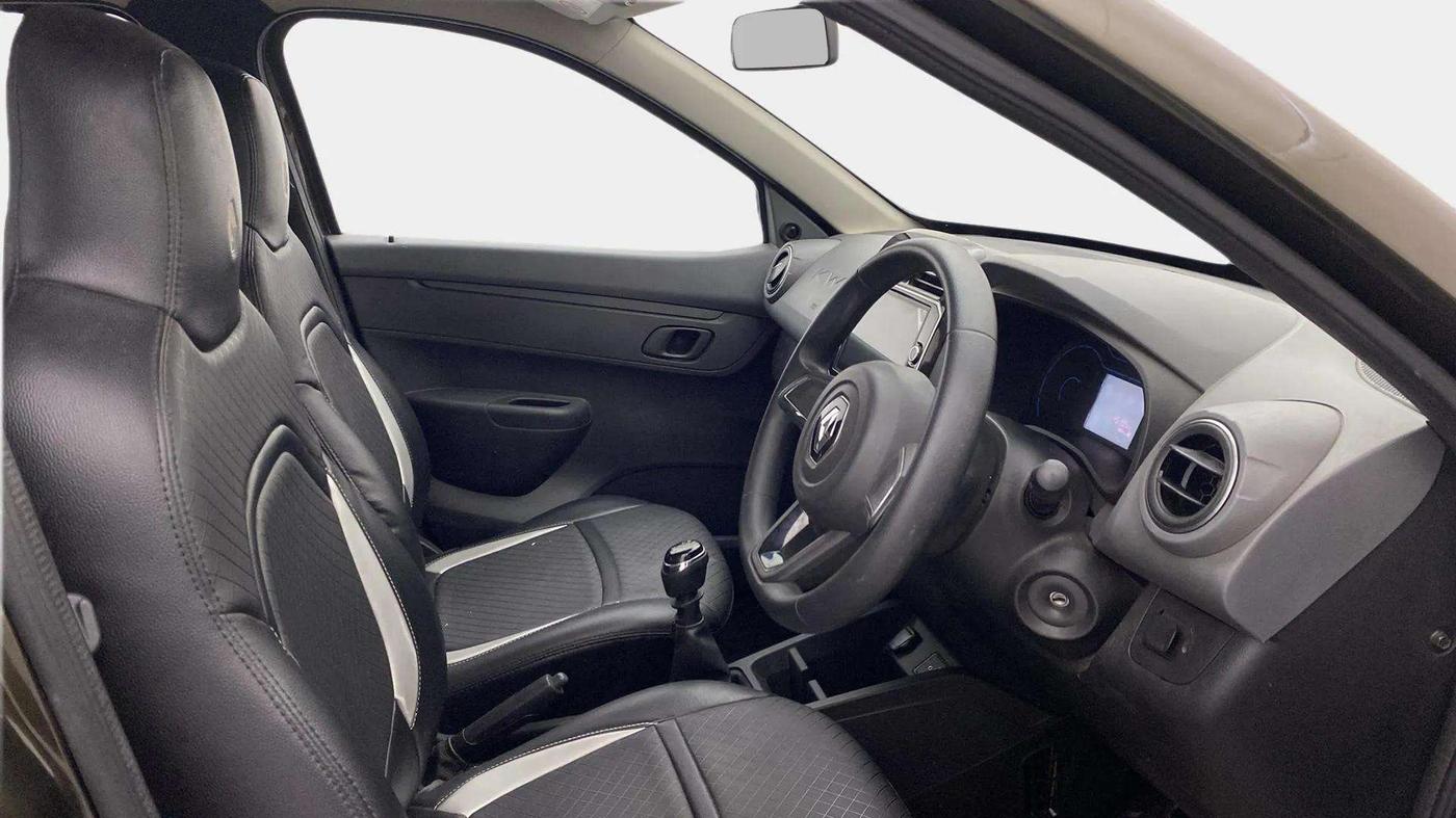 2020 Renault Kwid RXT 1.0 (O), Petrol, Manual, 45,220 km, Right Side Front Door Cabin