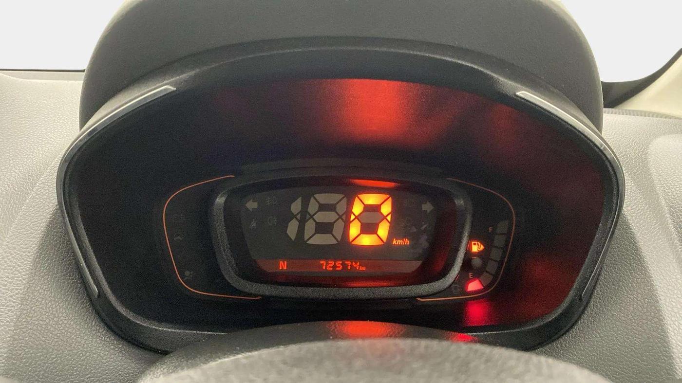 2018 Renault Kwid RXT 1.0 AMT (O), Petrol, Automatic, 72,598 km, Odometer Image
