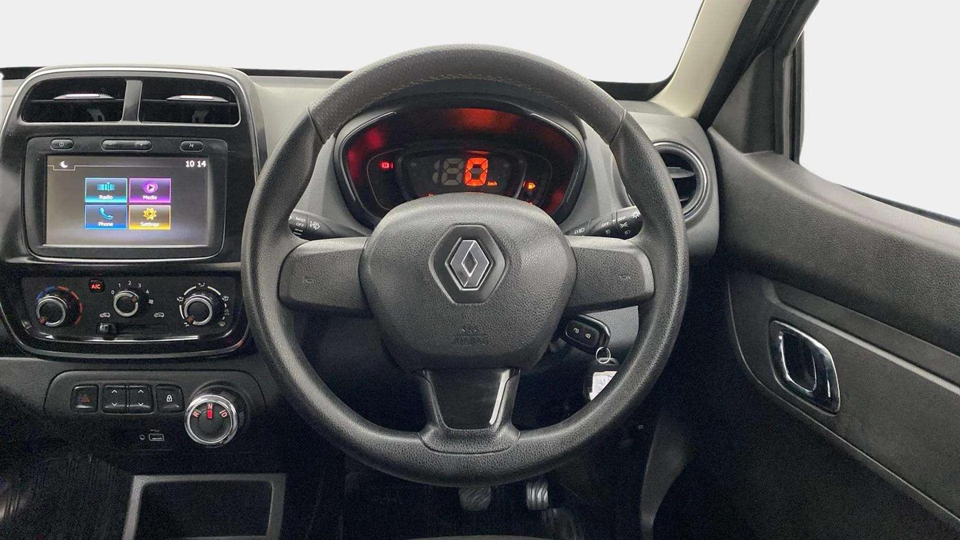 2018 Renault Kwid RXT 1.0 AMT (O), Petrol, Automatic, 72,598 km, Steering Wheel Close Up