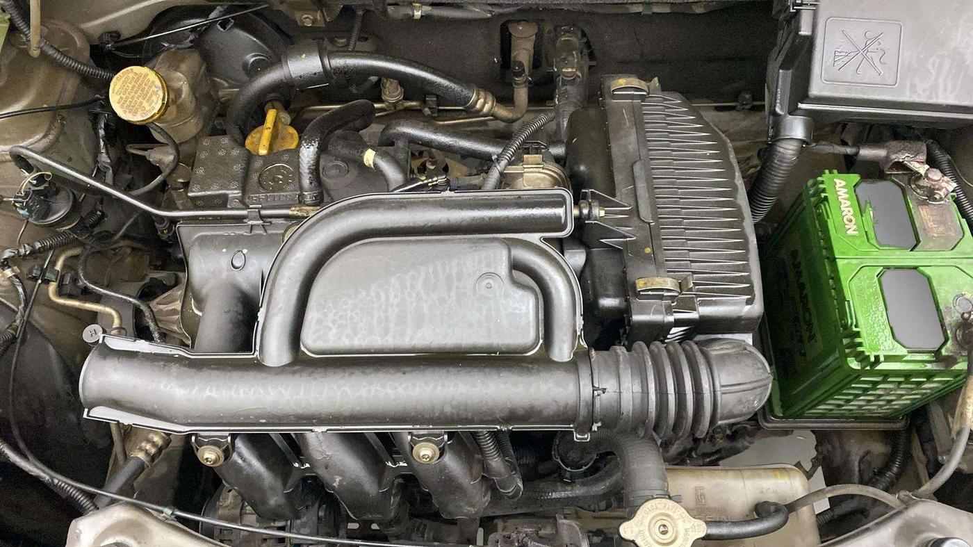 2018 Renault Kwid RXT 1.0 AMT (O), Petrol, Automatic, 72,598 km, Engine View