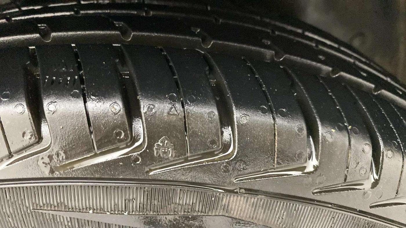 2018 Renault Kwid RXT 1.0 AMT (O), Petrol, Automatic, 72,598 km, Right Front Tyre Tread