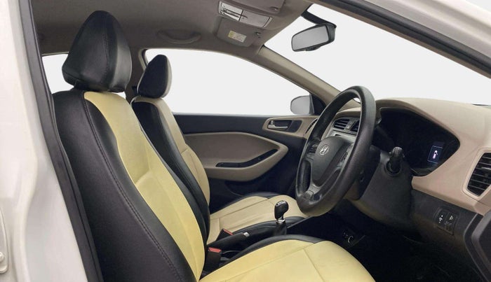 2016 Hyundai Elite i20 ASTA 1.2, Petrol, Manual, 47,787 km, Right Side Front Door Cabin