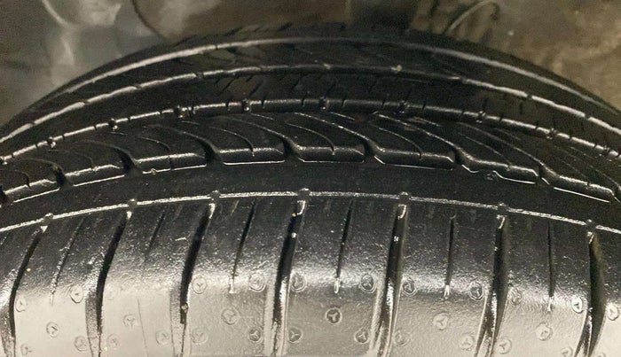 2016 Hyundai Elite i20 ASTA 1.2, Petrol, Manual, 47,787 km, Left Front Tyre Tread