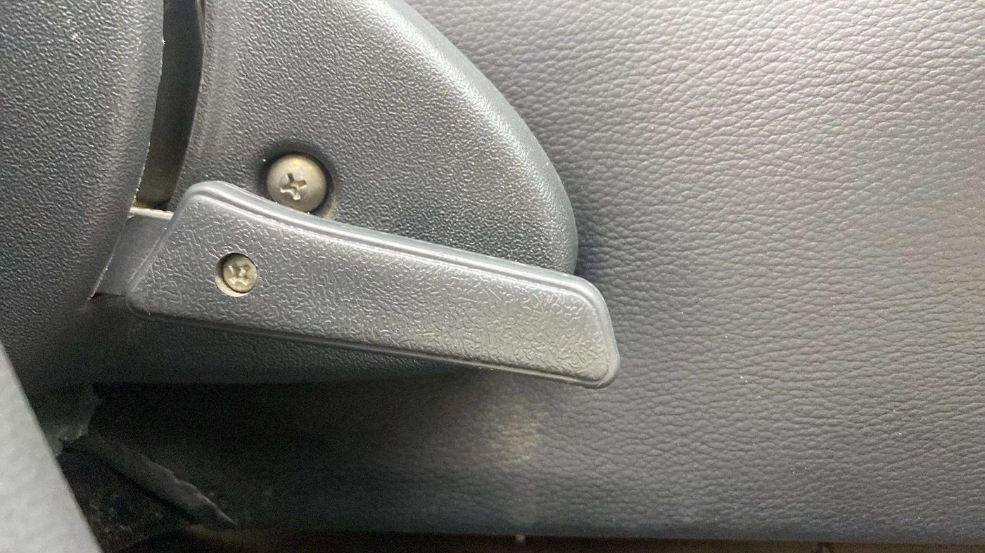 2019 Maruti Alto 800 LXI O, Petrol, Manual, 43,522 km, Driver Side Adjustment Panel