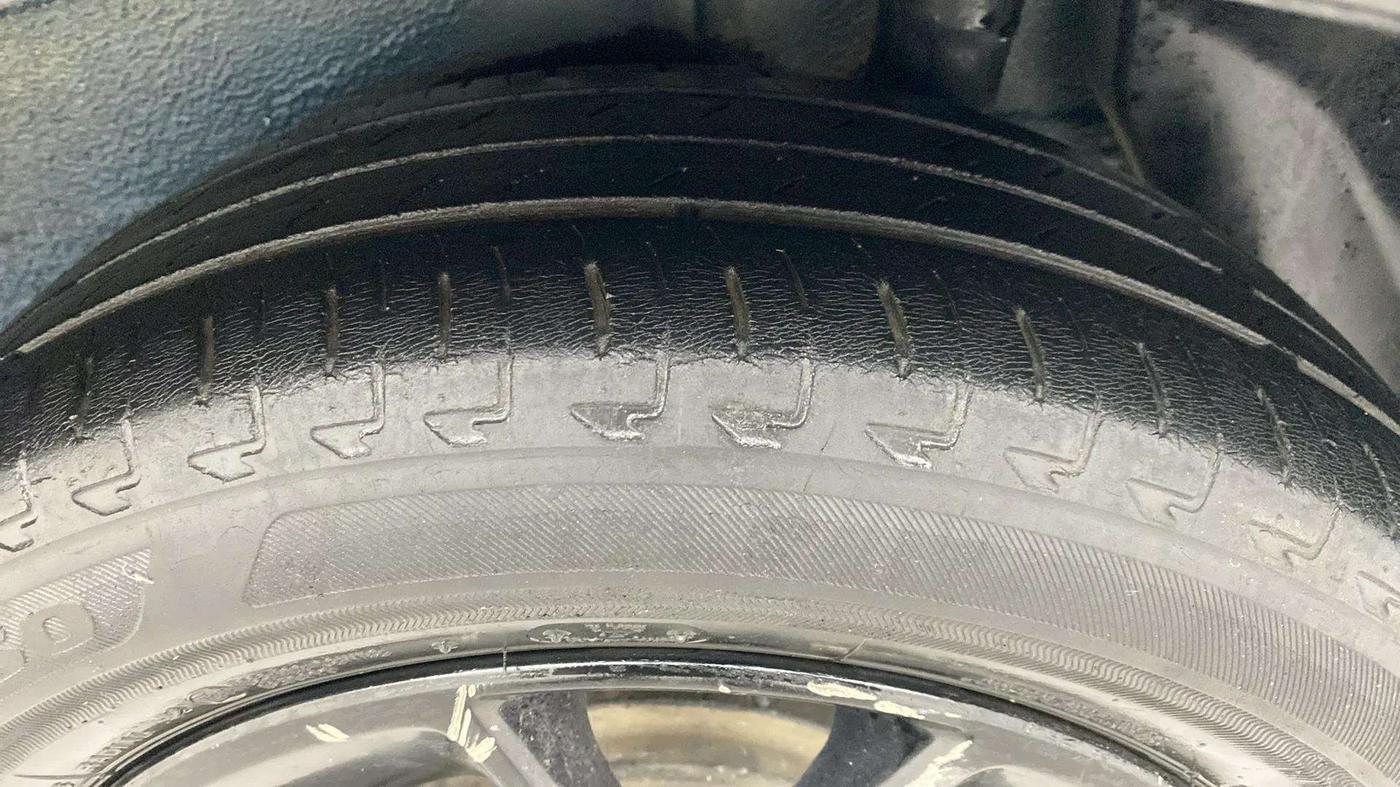 2017 Maruti IGNIS ZETA 1.2 AMT, Petrol, Automatic, 37,904 km, Left Rear Tyre Tread