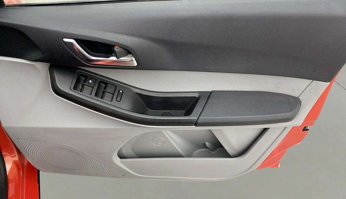 2020 Tata Tiago XZA PLUS PETROL, Petrol, Automatic, 32,037 km, Driver Side Door Panels Control