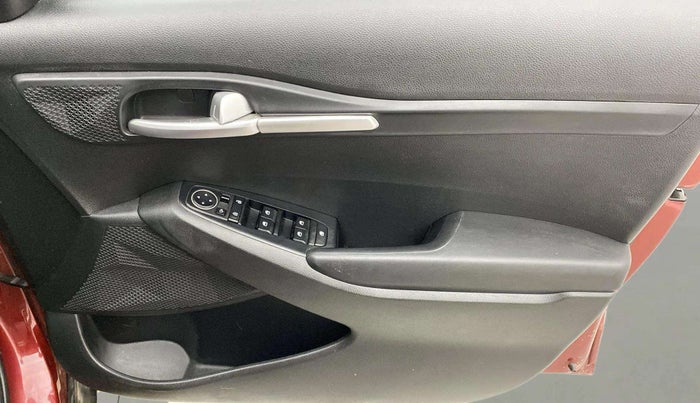 2022 KIA SELTOS HTK PLUS 1.5, Petrol, Manual, 19,116 km, Driver Side Door Panels Control