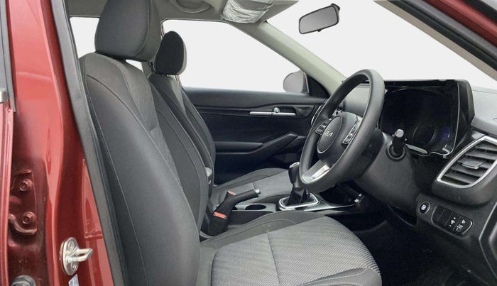 2022 KIA SELTOS HTK PLUS 1.5, Petrol, Manual, 19,116 km, Right Side Front Door Cabin