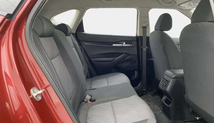 2022 KIA SELTOS HTK PLUS 1.5, Petrol, Manual, 19,116 km, Right Side Rear Door Cabin