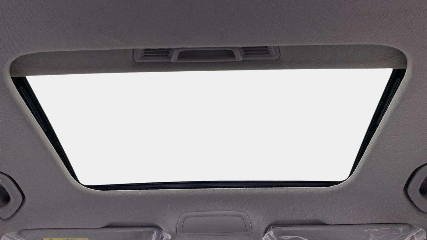 2022 Skoda KUSHAQ STYLE 1.0L TSI AT (6 AIRBAGS), Petrol, Automatic, 18,626 km, Moonroof/ Sunroof