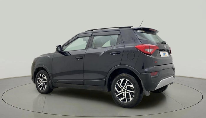 2022 Mahindra XUV300 W8 (O) 1.2 PETROL, Petrol, Manual, 22,663 km, Left Back Diagonal