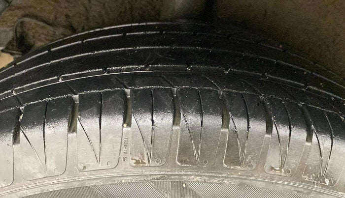 2020 KIA SONET HTX 1.0 IMT, Petrol, Manual, 23,589 km, Right Rear Tyre Tread