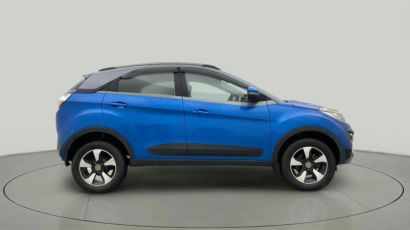 2019 Tata NEXON XZA PLUS PETROL, Petrol, Automatic, 31,900 km, Right Side View