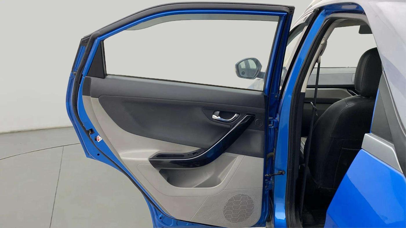 2019 Tata NEXON XZA PLUS PETROL, Petrol, Automatic, 31,900 km, LHS Rear Door