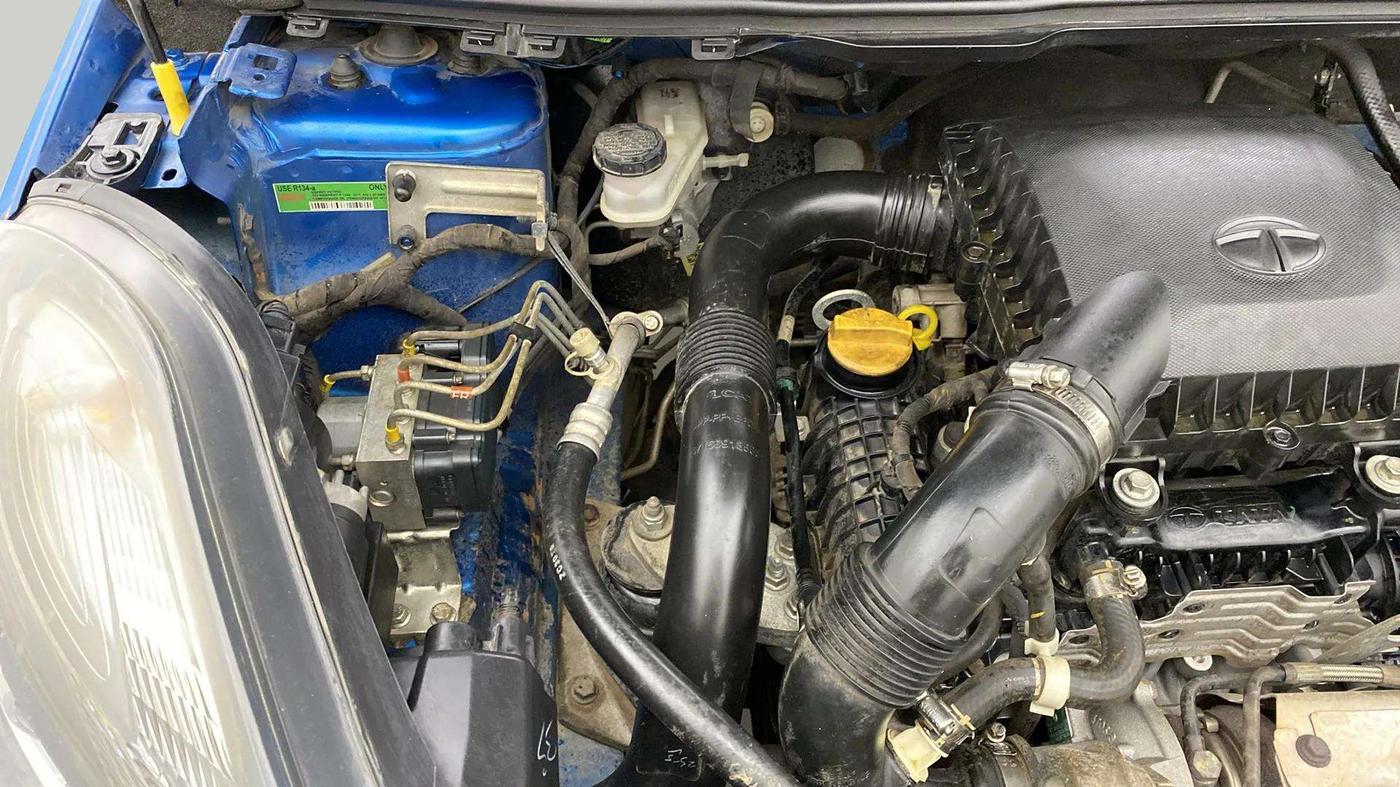 2019 Tata NEXON XZA PLUS PETROL, Petrol, Automatic, 31,900 km, Engine View - Right