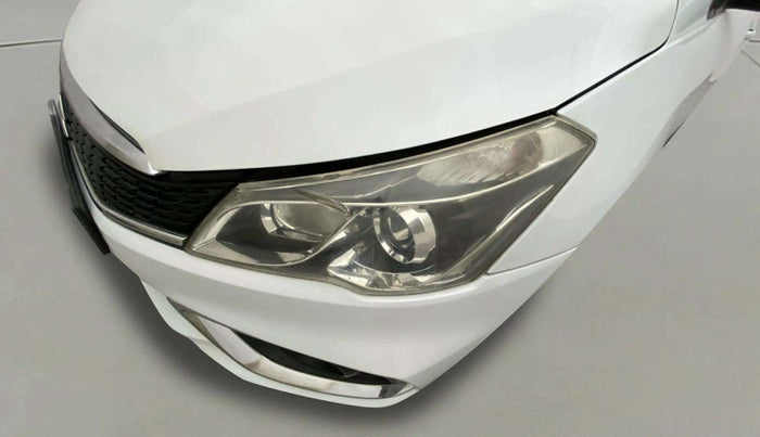 2020 Maruti Ciaz DELTA 1.5 SHVS MT PETROL, Petrol, Manual, 61,121 km, Left headlight - Clamp has minor damage