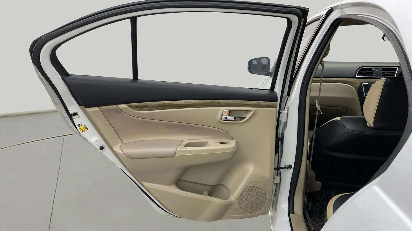 2020 Maruti Ciaz DELTA 1.5 SHVS MT PETROL, Petrol, Manual, 61,682 km, LHS Rear Door