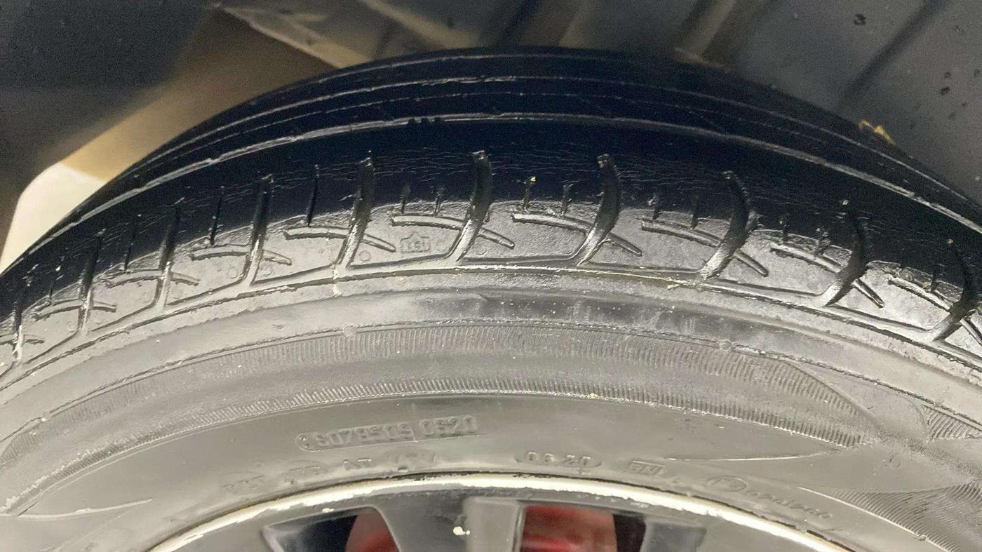 2020 Maruti Ciaz DELTA 1.5 SHVS MT PETROL, Petrol, Manual, 61,682 km, Right Rear Tyre Tread