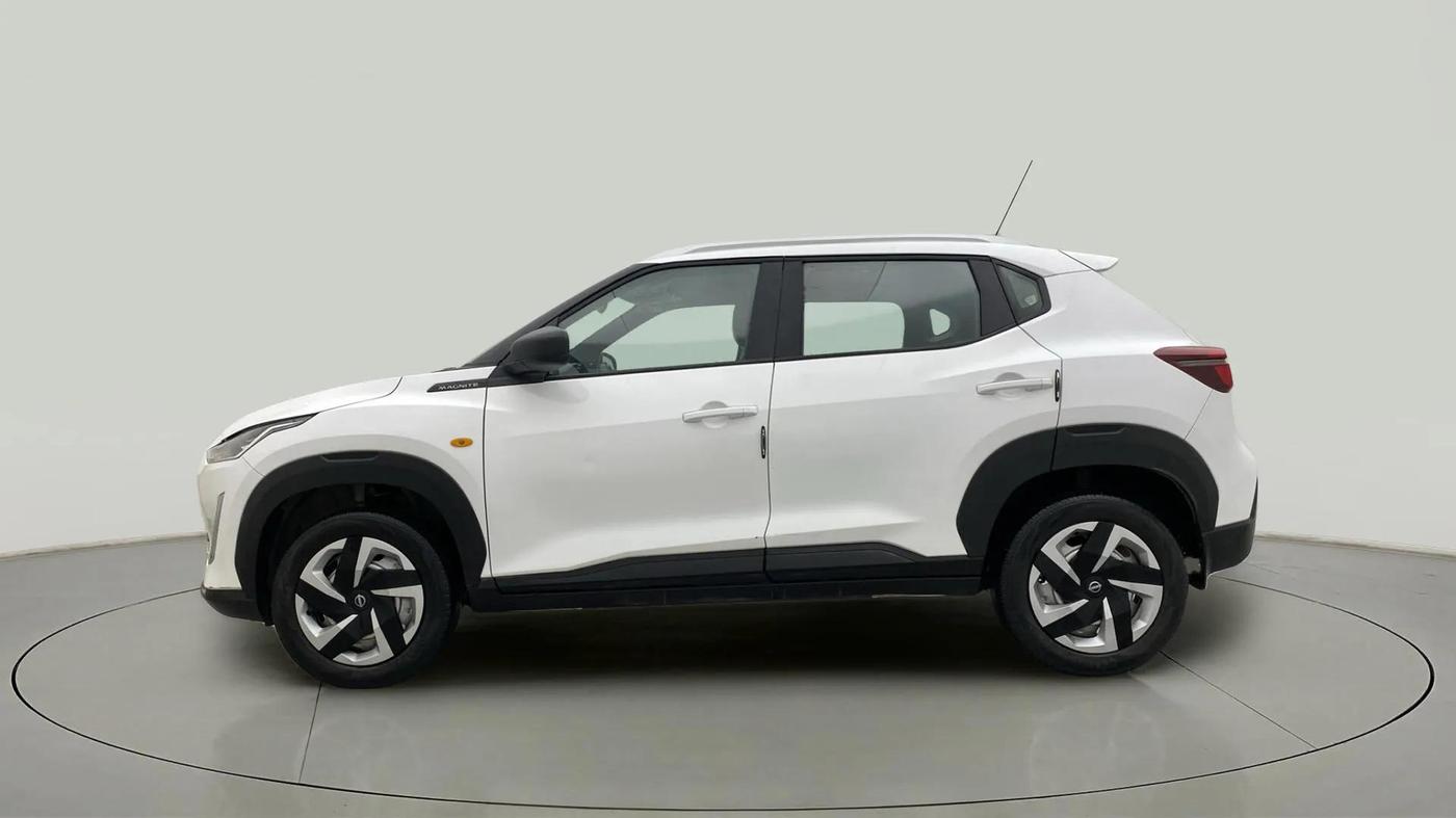2021 Nissan MAGNITE XE, Petrol, Manual, 24,272 km, Left Side