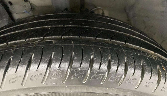 2021 Hyundai VENUE SX 1.0 TURBO, Petrol, Manual, 14,877 km, Left Front Tyre Tread