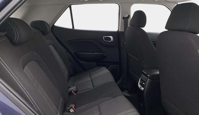 2021 Hyundai VENUE SX 1.0 TURBO, Petrol, Manual, 14,877 km, Right Side Rear Door Cabin