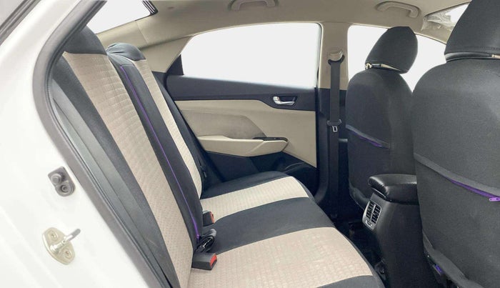 2019 Hyundai Verna 1.6 VTVT SX, Petrol, Manual, 59,032 km, Right Side Rear Door Cabin