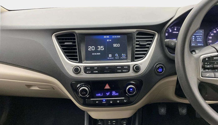 2019 Hyundai Verna 1.6 VTVT SX, Petrol, Manual, 59,032 km, Infotainment system - GPS Card not working/missing