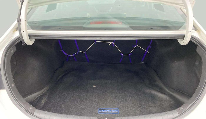 2019 Hyundai Verna 1.6 VTVT SX, Petrol, Manual, 59,032 km, Boot Inside