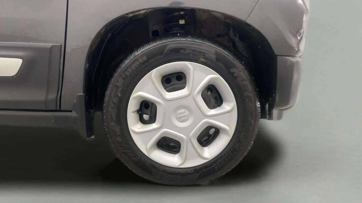 2023 Maruti S PRESSO VXI+, Petrol, Manual, 2,649 km, Right Front Wheel