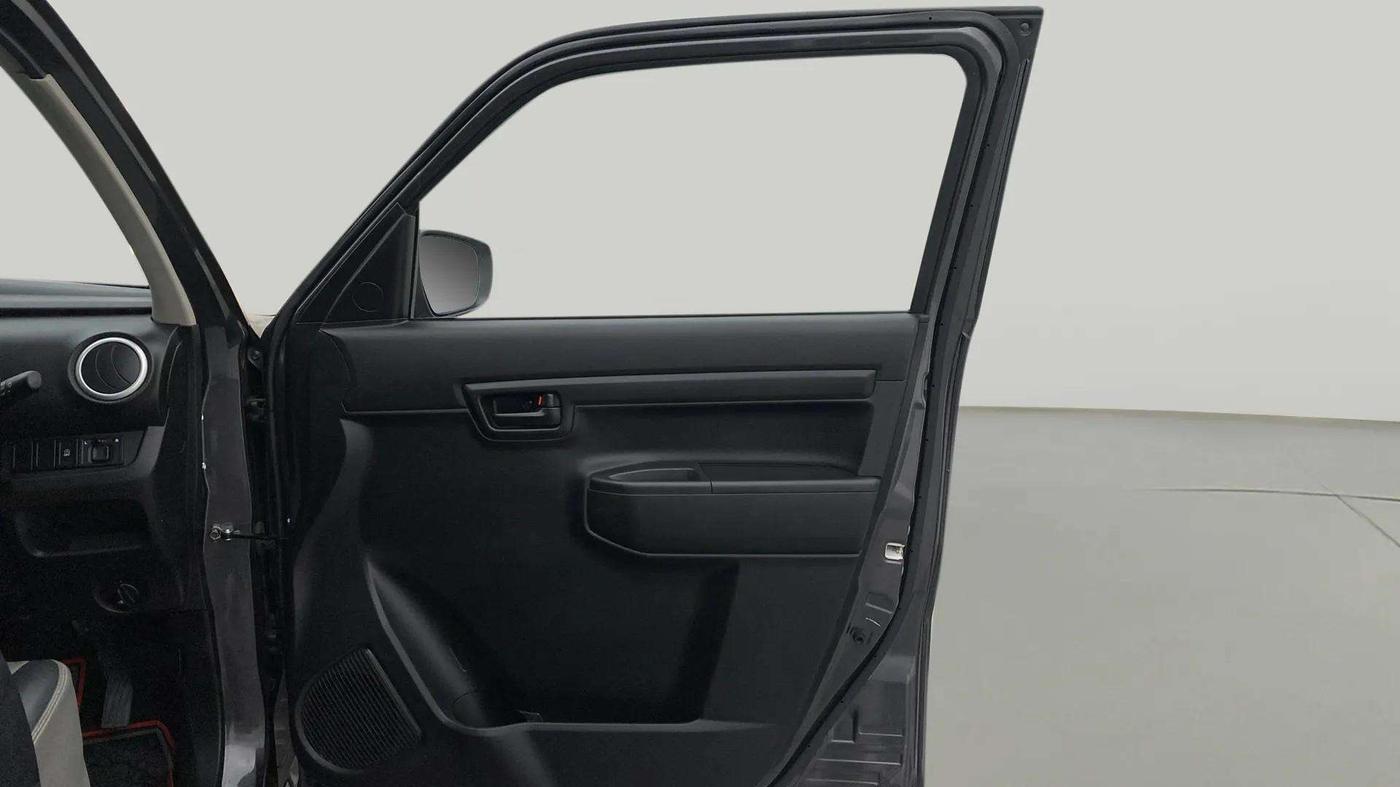 2023 Maruti S PRESSO VXI+, Petrol, Manual, 2,649 km, RHS Front Door