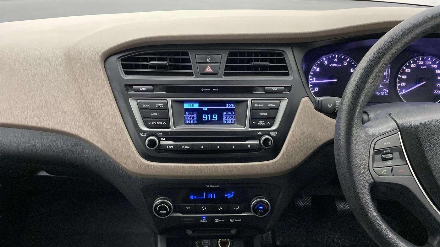 2016 Hyundai Elite i20 SPORTZ 1.2, Petrol, Manual, 46,168 km, Air Conditioner